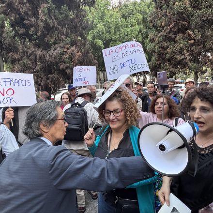 Narradores, poetas y promotores culturales se manifestaron el pasado viernes en la Casa del Poeta.