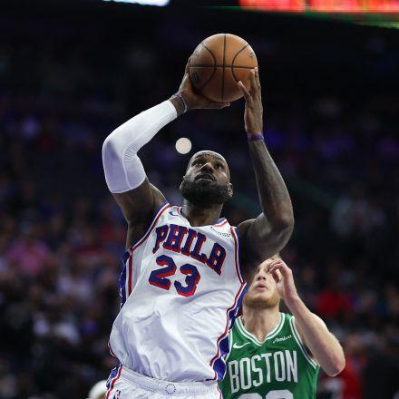 LeBron James comienza una nueva etapa en su carrera con los Sixers.