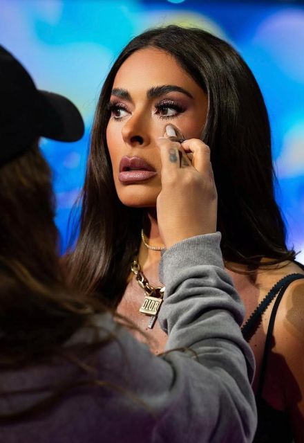 Galilea Montijo, conductora.