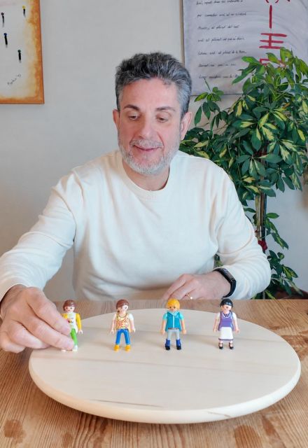 Constelaciones familiares: ¿Para qué sirven y cómo ayudan a sanar heridas heredadas?