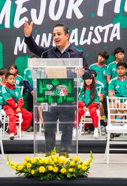 Janecarlo convierte a la GAM en sede de la fiesta mundialista de la capital