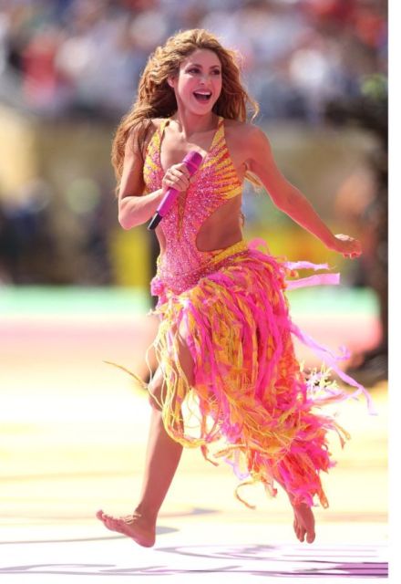 La elección de Roberto Cavalli conectó el look de 2026 con el icónico vestuario que Shakira lució en Sudáfrica 2010.
