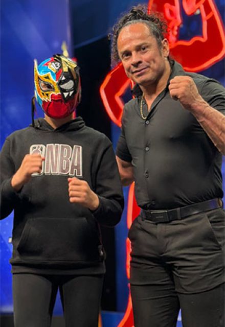 Volador Jr presentó a su heredero en la lucha libre