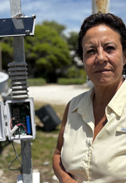 La maestra Rosa Rodríguez Martínez, adscrita a la Unidad Académica de Sistemas Arrecifales del Instituto de Ciencias del Mar y Limnología de la UNAM.