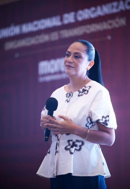 Ariadna Montiel llama en Veracruz a fortalecer la organización territorial de Morena