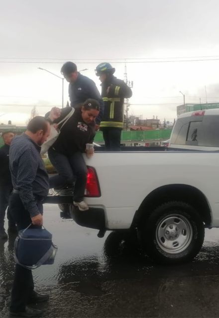 Zonas encharcadas tras la fuerte lluvia que se registró este lunes en Pachuca