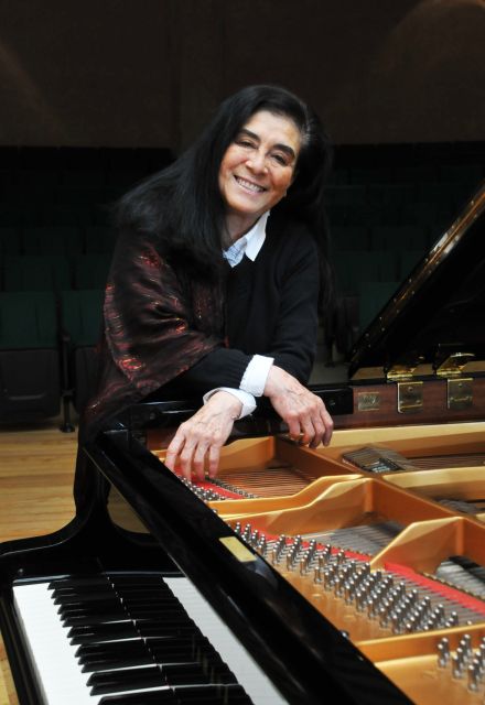 La pianista lamentó que suprimieran sus observaciones durante la transmisión en línea que hizo el INBAL.
