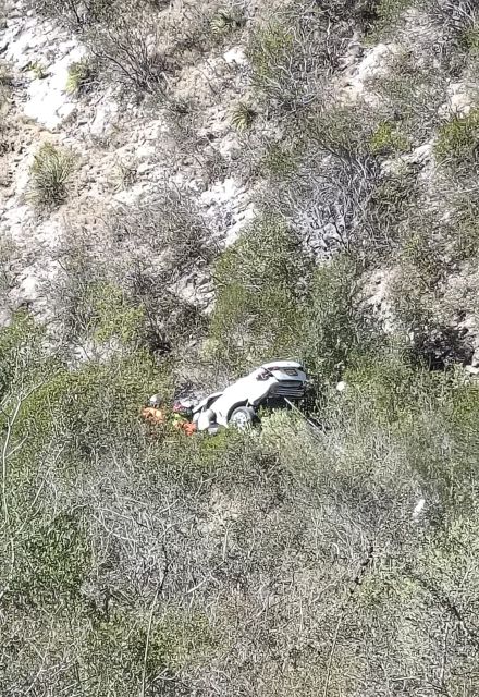 Tras el accidente, la zona fue asegurada por personal de la policía municipal y peritos