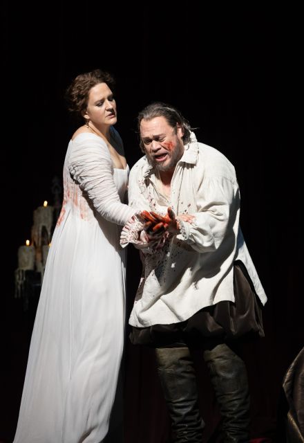 Aspectos del montaje de la ópera Macbeth que se presentará en The Metropolitan Opera y que se proyectará en la pantalla gigante del Auditorio Nacional el sábado 17 de octubre de 2026.