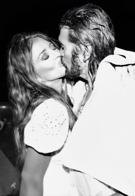 Se espera que Elizabeth Hurley y Billy Ray Cyrus anuncien pronto cuándo será su unión.