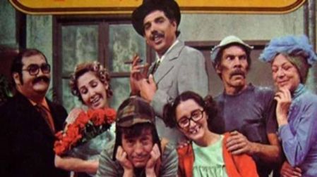 Chespirito también fue creador e intérprete de otros inolvidables personajes, como El Chapulín Colorado, Quico, la Chilindrina, Don Ramón y el Profesor Jirafales.