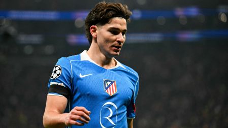 Julian Álvarez se encuentra en su segunda temporada con el Atlético de Madrid, equipo que pagó 95 millones de dólares por el argentino al Manchester City en 2024.