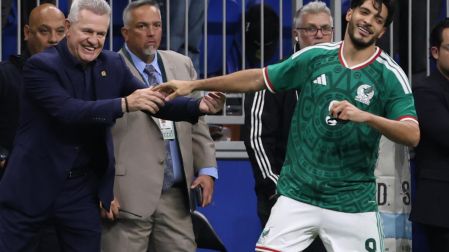 Raul Jiménez sería el capitán del Tri para el debut de México en el Mundial 2026.