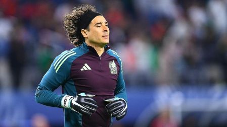 Memo Ochoa afirmó que se tiene que ganar un lugar en la Selección Mexicana