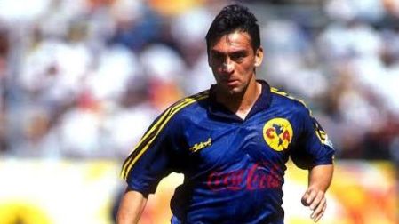 Ilie Dumitrescu jugó en México para América y Atlante.