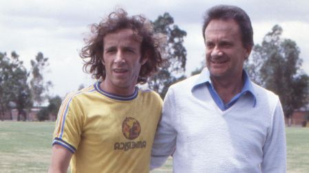 Dirceu con José Antonio Roca en su etapa con América.