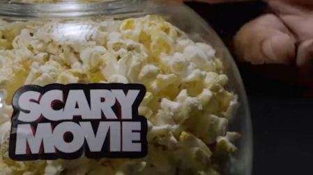 ¿Llegará a México? Todo lo que sabemos sobre la palomera viral de Scary Movie 6
