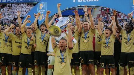 Podolski conquistó a sus 40 años la Copa de Polonia con el Górnik Zabrze