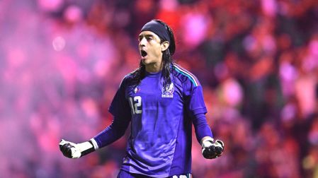 Carlos Acevedo volvió a defender la portería de la Selección Mexicana luego de una ausencia de más de 3 años con el equipo mayor.