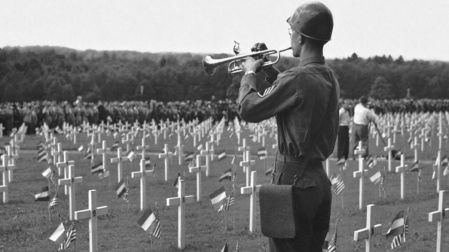 El documental de Tom Hanks que revela imágenes inéditas de la Segunda Guerra Mundial