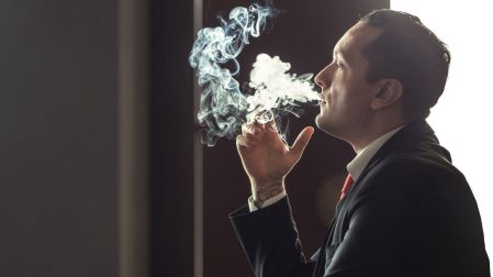 Trucos para eliminar el olor a cigarro en casa