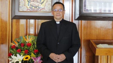 El regreso de Monseñor Efraín cardenal Carlos Aguiar