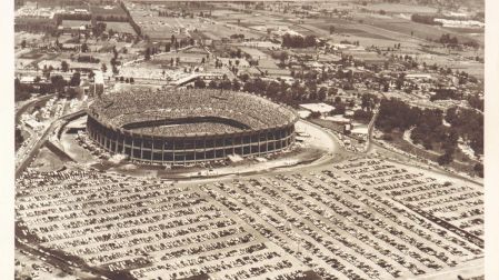 Vista aérea del Estadio Azteca del 29 de mayo de 1966.