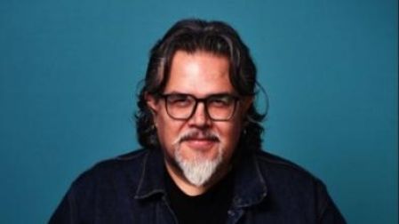 Carlos René Padilla señaló la importancia de hurgar en los recovecos de oscuridad política.