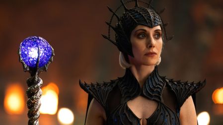 Alison Brie como Evil-Lyn en Amos del Universo