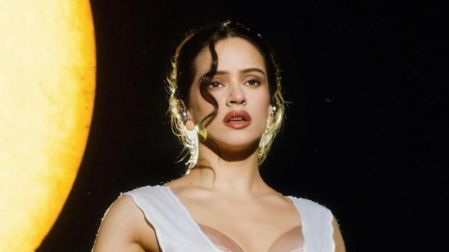 Rosalía aplaza conciertos de su gira "Lux" en Florida por emergencia familiar