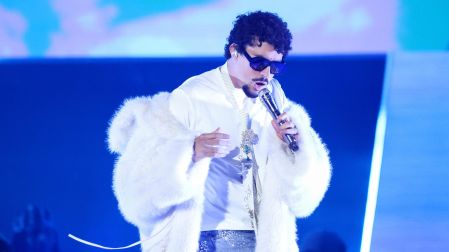 Bad Bunny continúa deslumbrando en Madrid.
