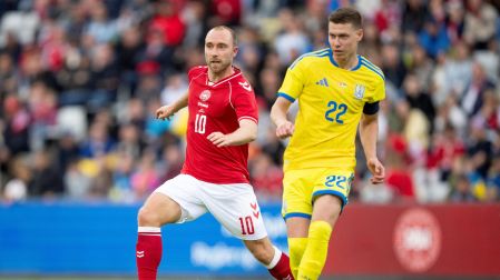 Eriksen en el juego entre Dinamarca vs Ucrania