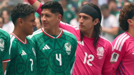 Edson Álvarez listo para entrar al ruedo en la defensa