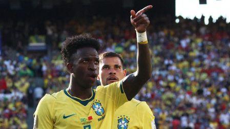 Vinicius Jr. celebra el primer gol de Brasil en el Mundial 2026.