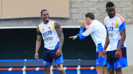 El defensa del Cruz Azul solamente registra tres partidos amistosos y dos oficiales con la Selección de Colombia.