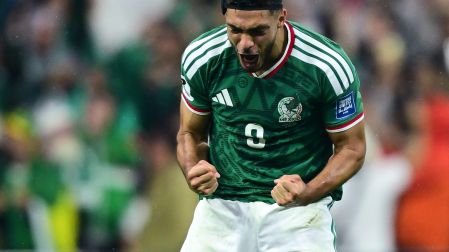 Raúl Jiménez llegó a 2 goles en Mundiales con la Selección Mexicana.