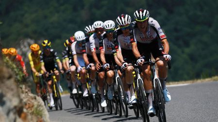 Gran trabajo que hizo el UAE en el tercer puerto de montaña de la Etapa 6 del Tour de Francia 2026