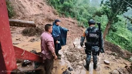 Las autoridades recomendaron a la población que habita en zonas de riesgo extremar precauciones ante la posibilidad de nuevos deslizamientos