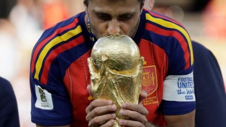 Rodri se pone en selecto grupo de jugadores históricos