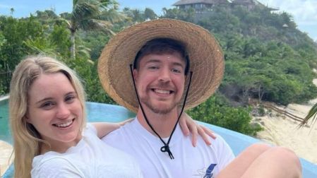 El youtuber MrBeast confirmó que ya es un hombre casado con un mensaje dedicado a Thea Booysen, su ahora esposa.