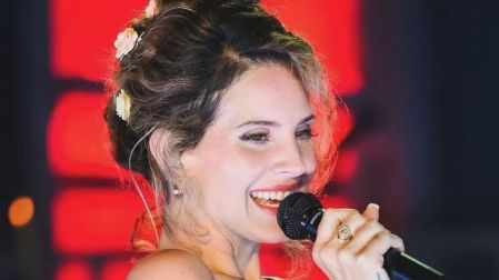 Lana Del Rey ha reconocido la autenticidad de Amy Winehouse como una inspiración.