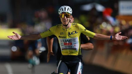 Tadej Pogacar ganó la Etapa 19 del Tour de Francia 2026