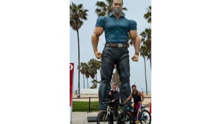 Arnold Schwarzenegger salvó la vida de un turista que se ahogaba durante unas vacaciones en Hawái