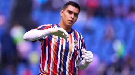 Las Chivas ya van perdiendo ante el Puebla y la afición rojiblanca culpa al Tala Rangel