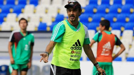 El Potro Gutiérrez durante su etapa como entrenador de México Sub-17
