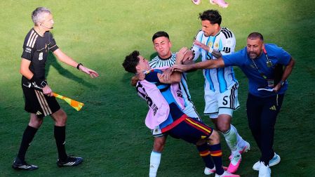 Leandro Paredes fue castigado con 10 partidos tras la bronca en la final del Mundial 2026