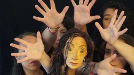 "A Fuenteovejuna de ida y vuelta", adaptación y dirección de la mexicana Jacqueline Serafín.