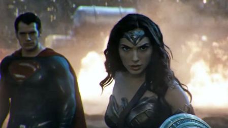 Gal Gadot habló sobre la salida de Henry Cavill como Superman.