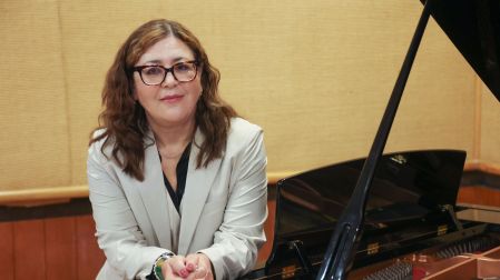 La compositora Gabriela Ortiz Torres obtuvo tres galardones en el Premio Grammy 2026.