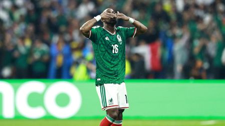 Julián Quiñones está dentro de la lista de 30 candidatos al Balón de Oro varonil 2026